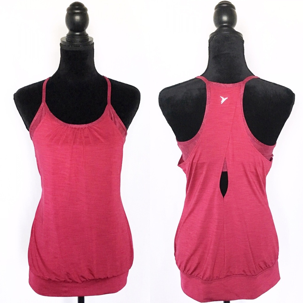 OLD NAVY Athletic red  Racerback Tank Top with built in sports bra sz small